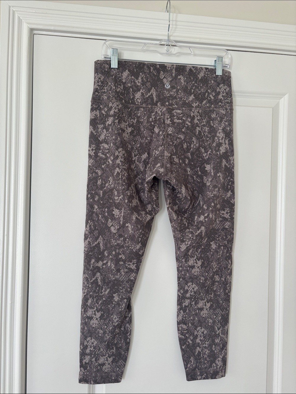 lululemon athletica Printed High-Rise Leggings - Brown Gray - Picture 2 of 3